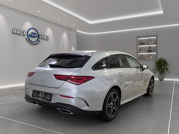 Mercedes-Benz CLA250 e 8 of 28