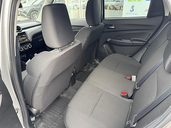 Suzuki Swift 10 of 14