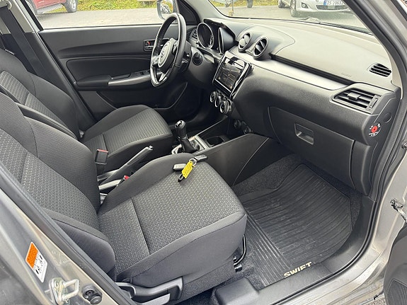 Suzuki Swift 13 of 14