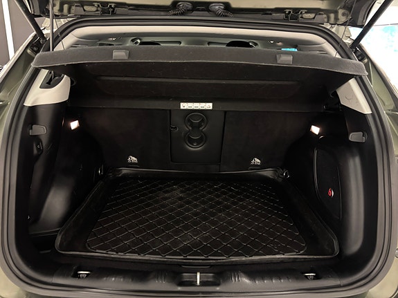 Jeep Compass 23 of 24