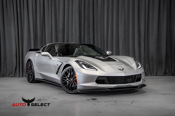 Chevrolet Corvette 2 of 30