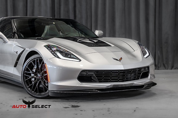 Chevrolet Corvette 3 of 30