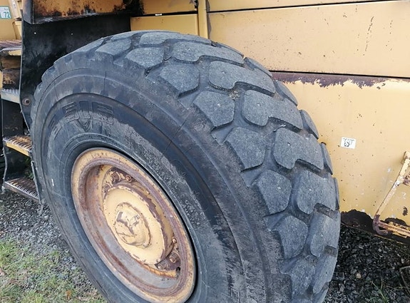 Volvo L90 c 16 of 20