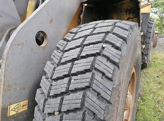 Volvo L90 c 15 of 20