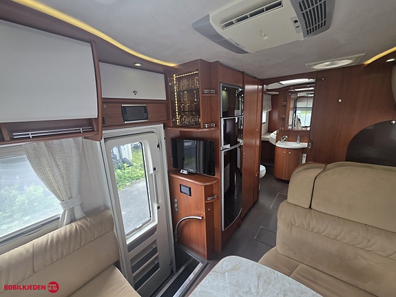 Concorde Carver 880 M 20 of 30