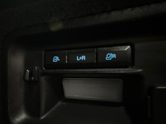 Ford Explorer 24 of 30