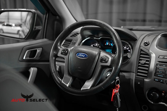 Ford Ranger 23 of 30