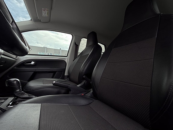 Volkswagen UP! 14 of 20