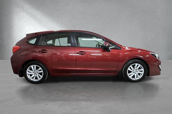Subaru Impreza 4 of 25