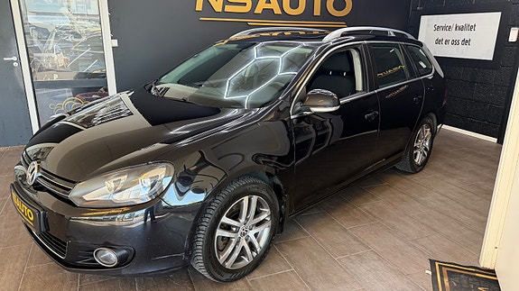 Volkswagen Golf VI 11 of 30