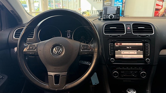 Volkswagen Golf VI 25 of 30