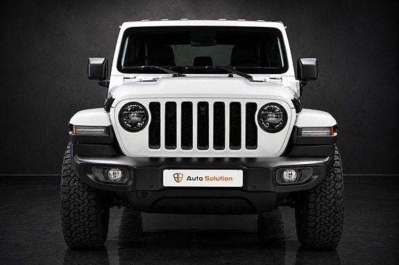 Jeep Wrangler Unlimited 3 of 16