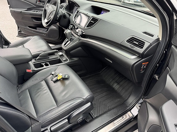 Honda CR-V 15 of 22