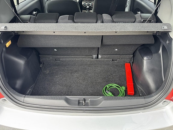 Toyota Urban Cruiser 7 of 11