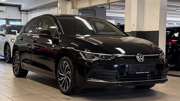 Volkswagen Golf VIII 13 of 30