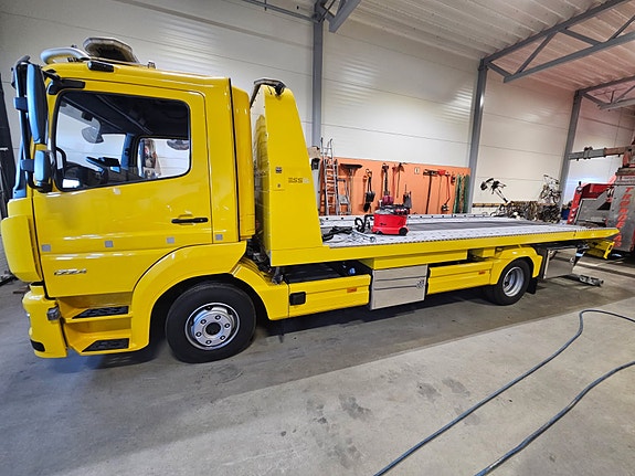 Mercedes-Benz Atego 1224 8 of 11