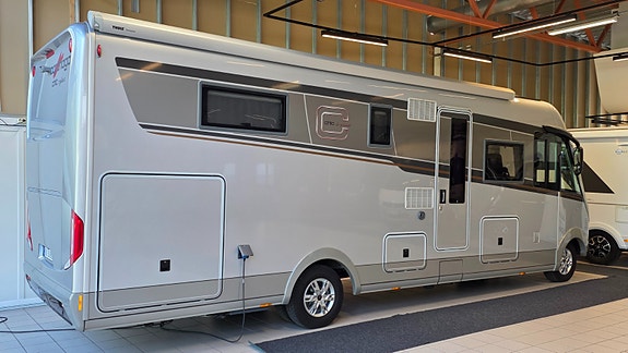 Carthago Chic S-Plus I64 XL QB - Iveco - ALDE - Automat +++ 3 of 30