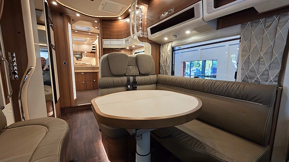 Carthago Chic S-Plus I64 XL QB - Iveco - ALDE - Automat +++ 20 of 30