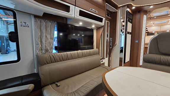 Carthago Chic S-Plus I64 XL QB - Iveco - ALDE - Automat +++ 23 of 30