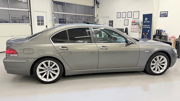 BMW 730d 4 of 30