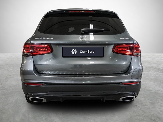 Mercedes-Benz GLC300 e 4 of 30