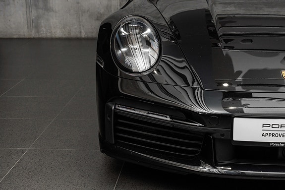 Porsche 911 8 of 30