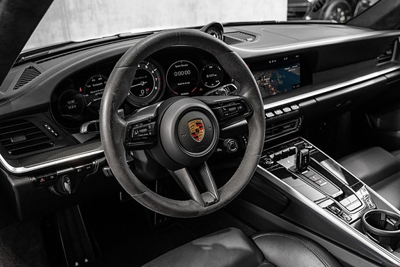 Porsche 911 23 of 30