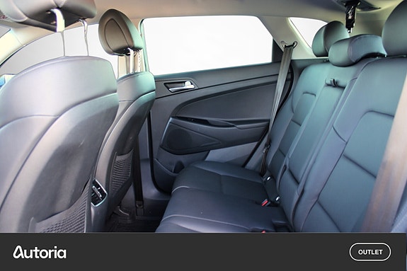 Hyundai Tucson 14 of 26
