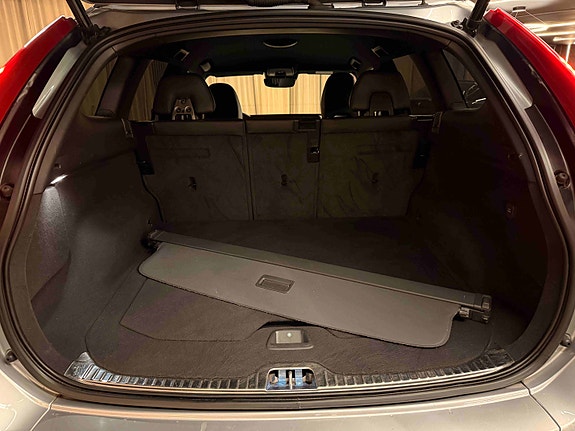 Volvo XC60 15 of 30