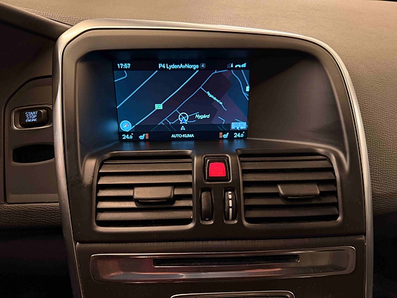Volvo XC60 30 of 30