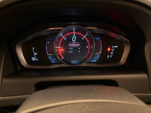 Volvo XC60 27 of 30