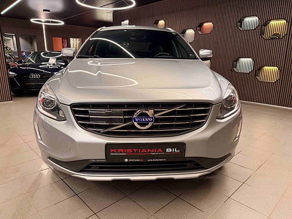 Volvo XC60 4 of 30