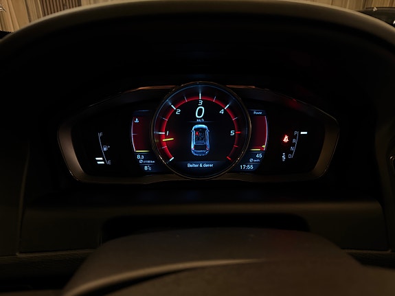 Volvo XC60 22 of 30