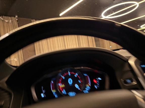 Volvo XC60 24 of 30