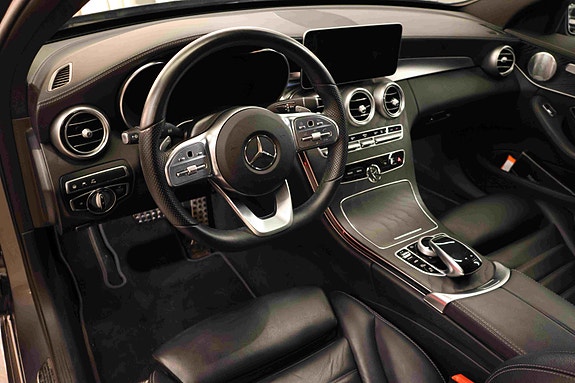 Mercedes-Benz C300 de 24 of 30
