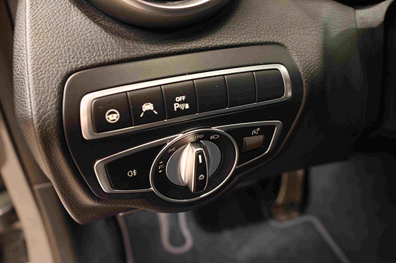 Mercedes-Benz C300 de 25 of 30