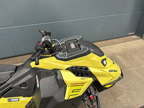 Ski-doo Freeride STD 850 E-TEC 146’’ 10 of 11