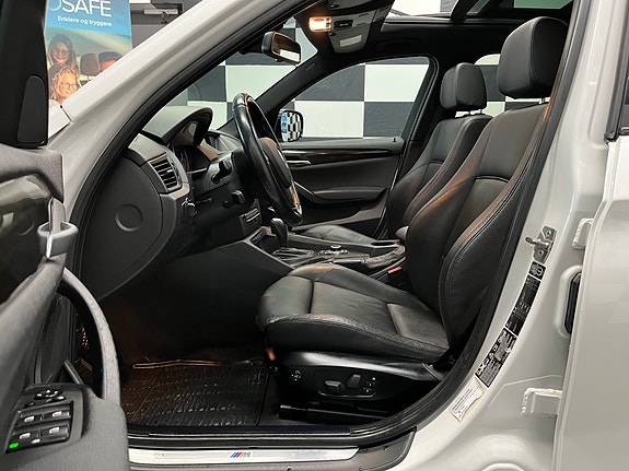 BMW X1 18 of 30