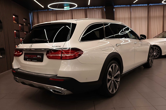 Mercedes-Benz E-Klasse All-Terrain 8 of 30