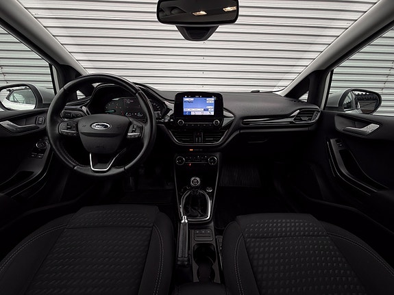 Ford Fiesta 10 of 24