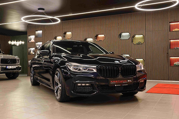 BMW 740Le 4 of 30