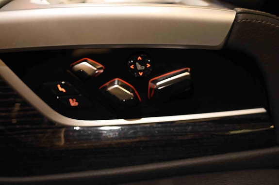 BMW 740Le 14 of 30