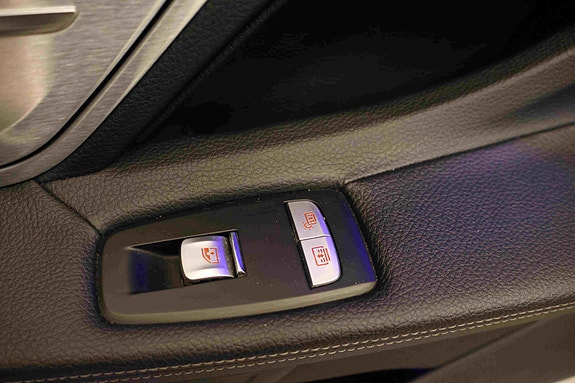 BMW 740Le 21 of 30