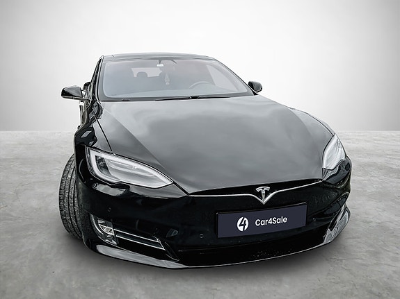Tesla Model S 8 of 26