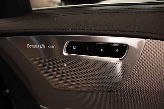 Volvo XC90 13 of 30