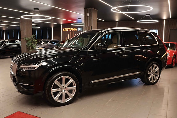 Volvo XC90 6 of 30