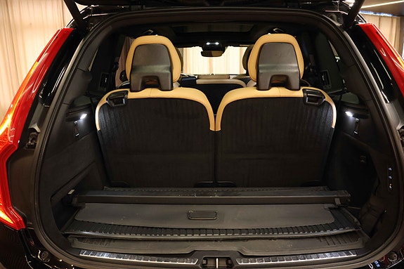 Volvo XC90 22 of 30