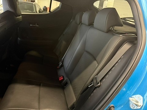 Toyota C-HR 11 of 29