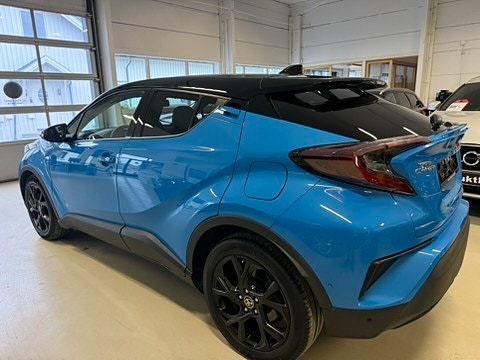 Toyota C-HR 6 of 29