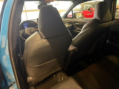 Toyota C-HR 9 of 29